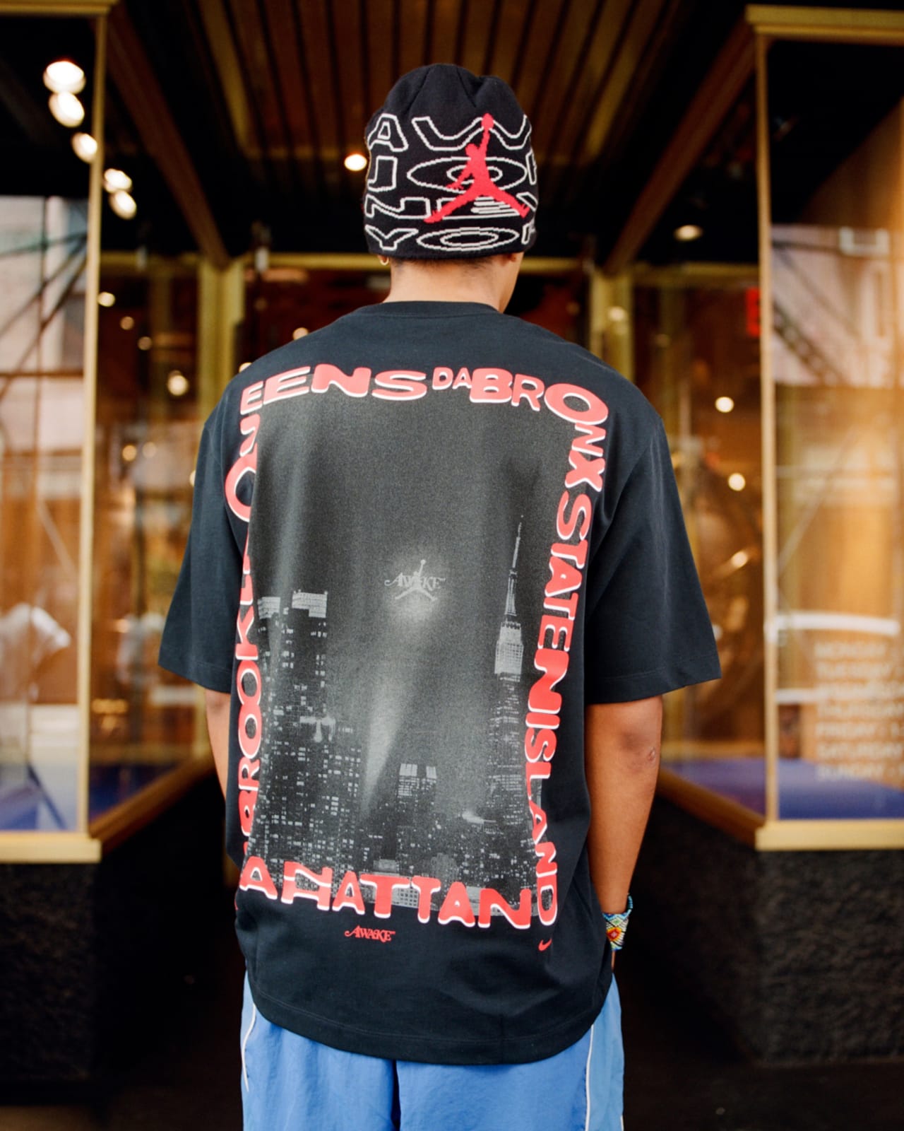 ナイキ ジョーダン アウェイク ニューヨーク Tシャツ ブラック NIKE 新品 NIKE / ナイキ | Jordan X Awake NY T-Shirt プリント Tシャツ